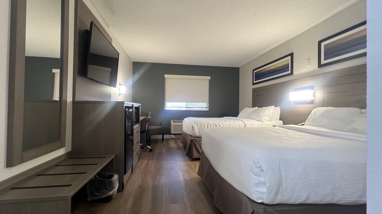 Photo of Others in Neosho