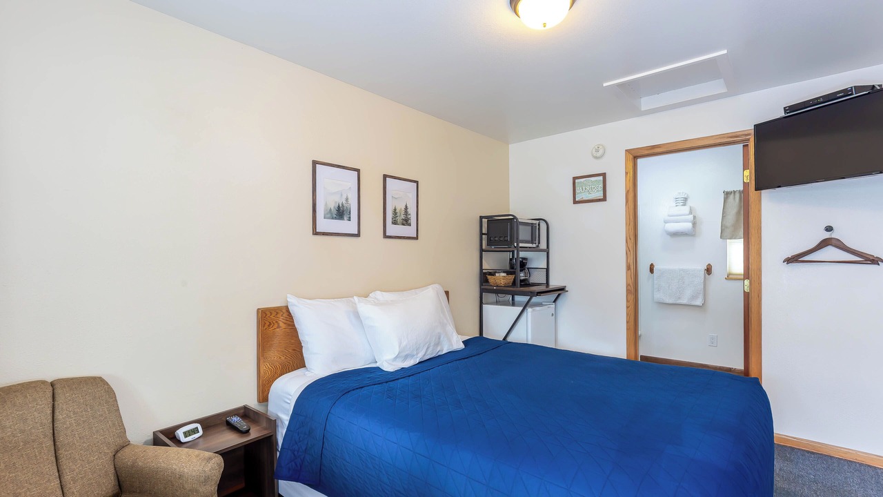 Photo of Bedroom in Oakridge