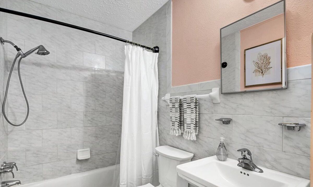 Photo of Bathroom in Safety Harbor