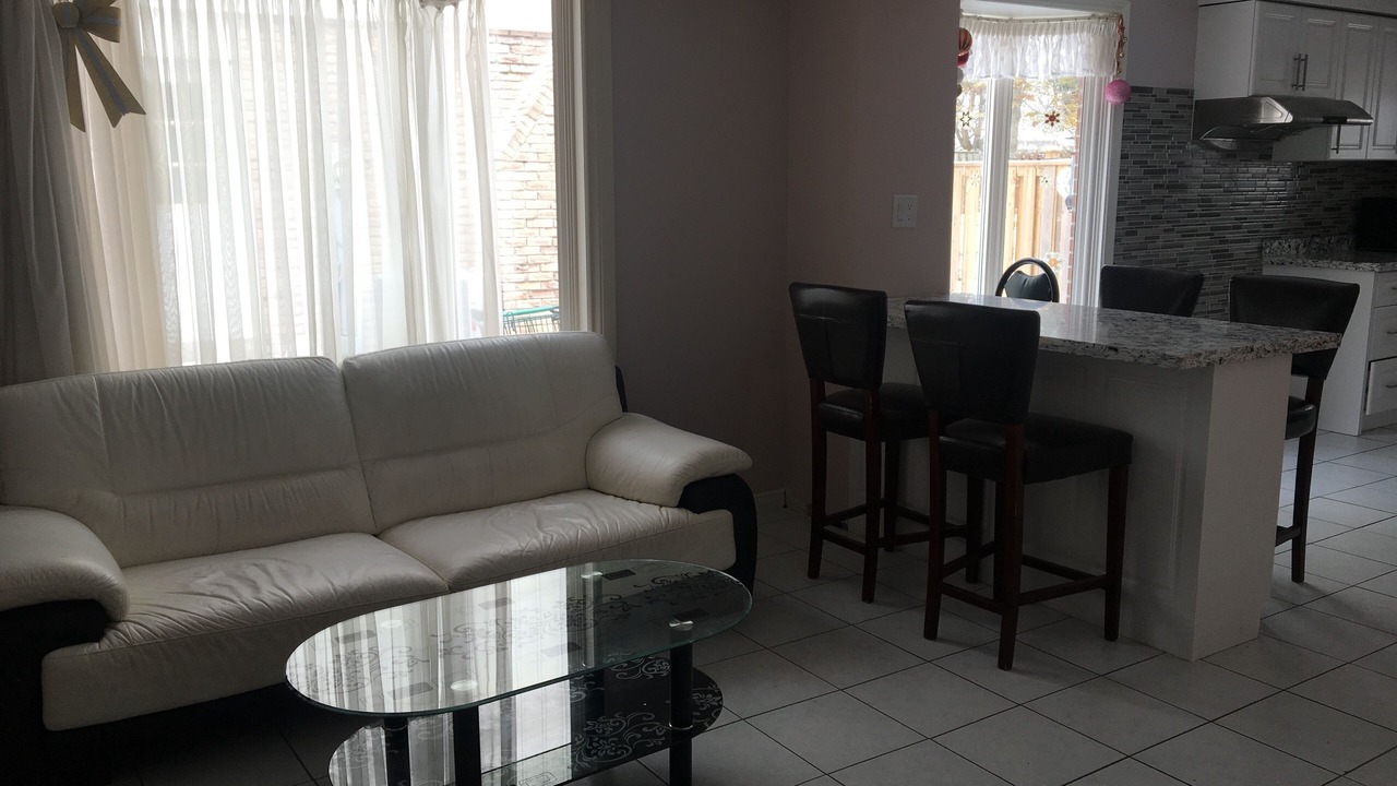 Photo of Livingroom in Agincourt North