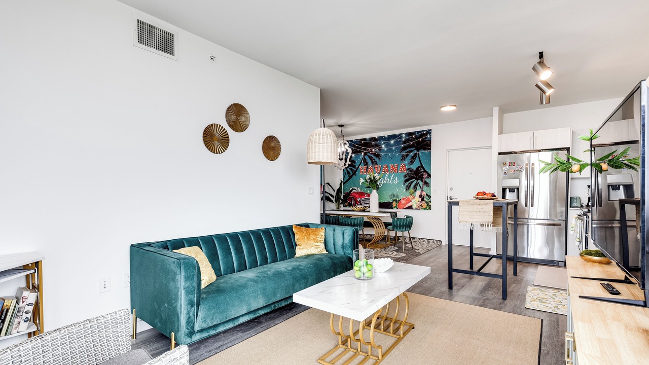 Photo of Livingroom in Allapattah