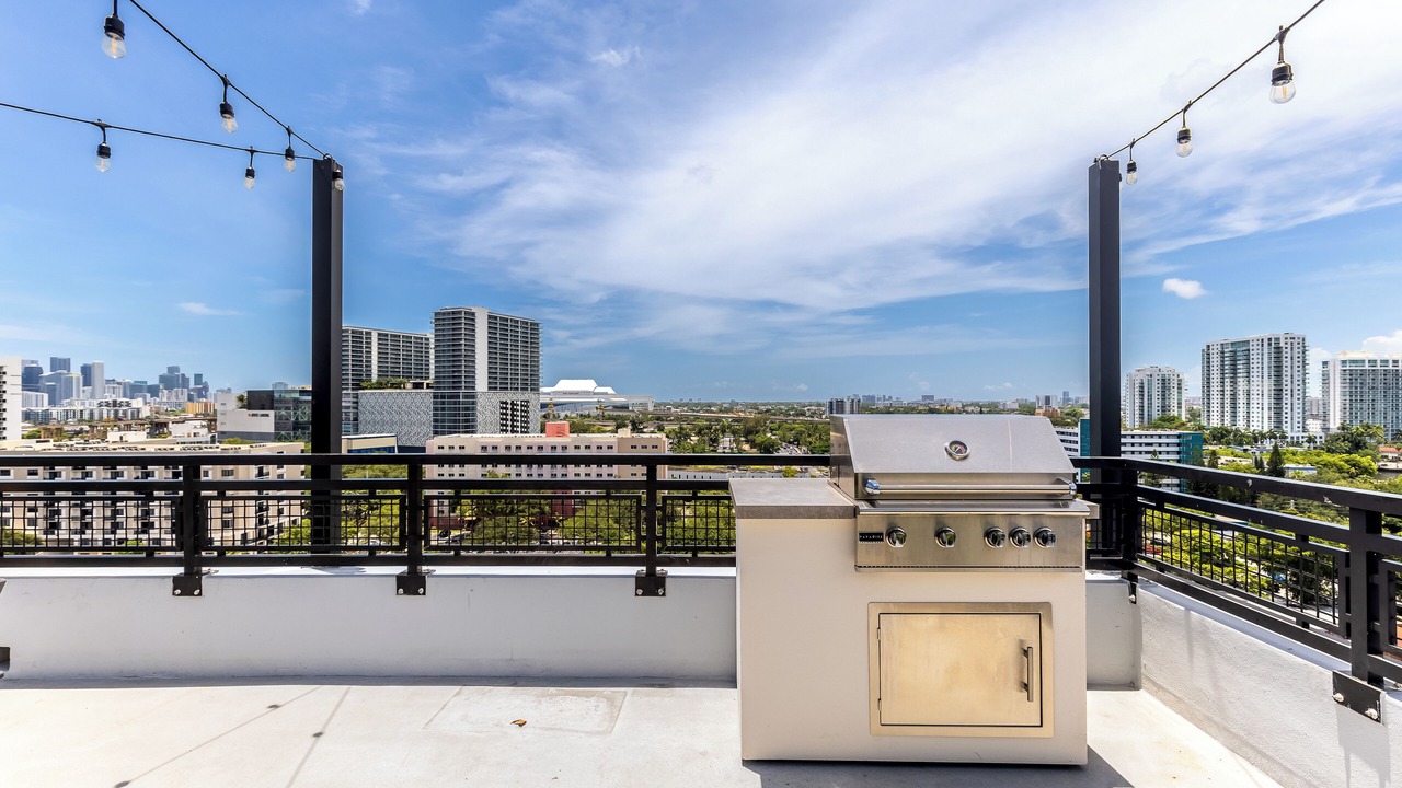 Photo of Outdoor in Allapattah