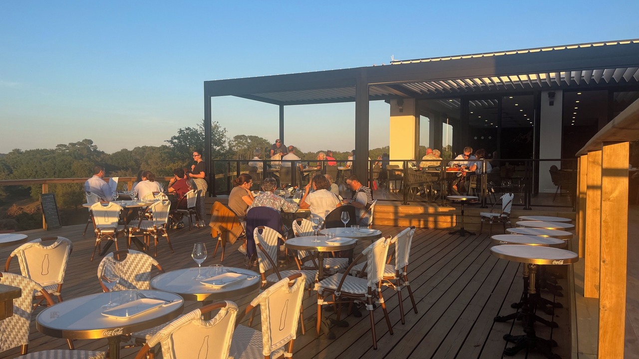 Photo of Others in Amou