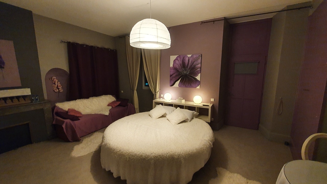 Photo of Bedroom in Orleix