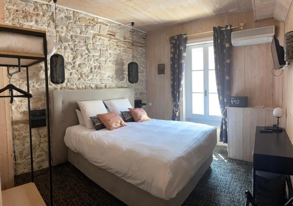 Photo of Others in Morestel