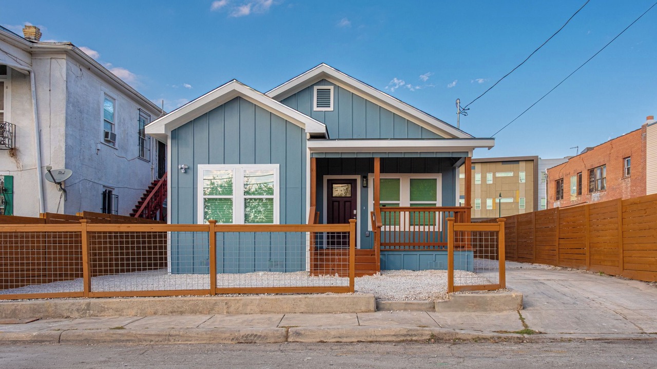 Photo of Outdoor in Near East Side