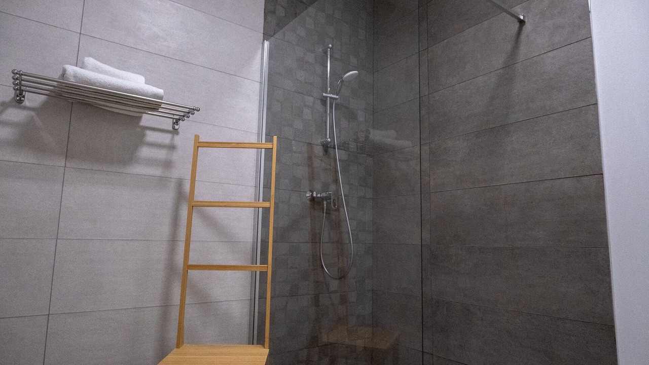 Photo of Others in Artres