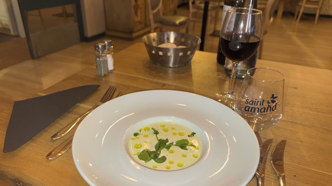 Photo of Others in Artres