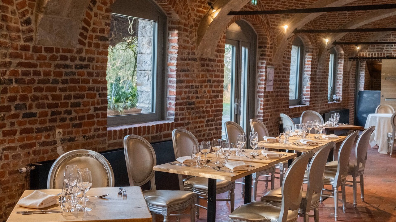 Photo of Others in Artres