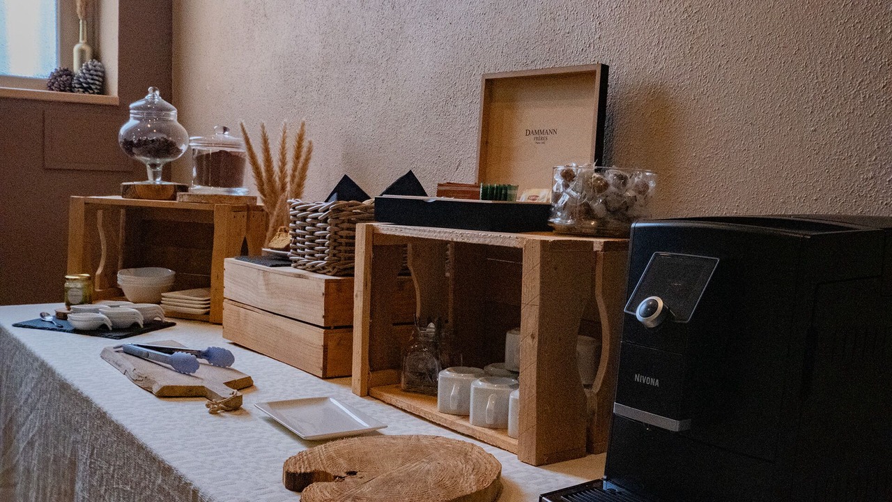 Photo of Others in Artres