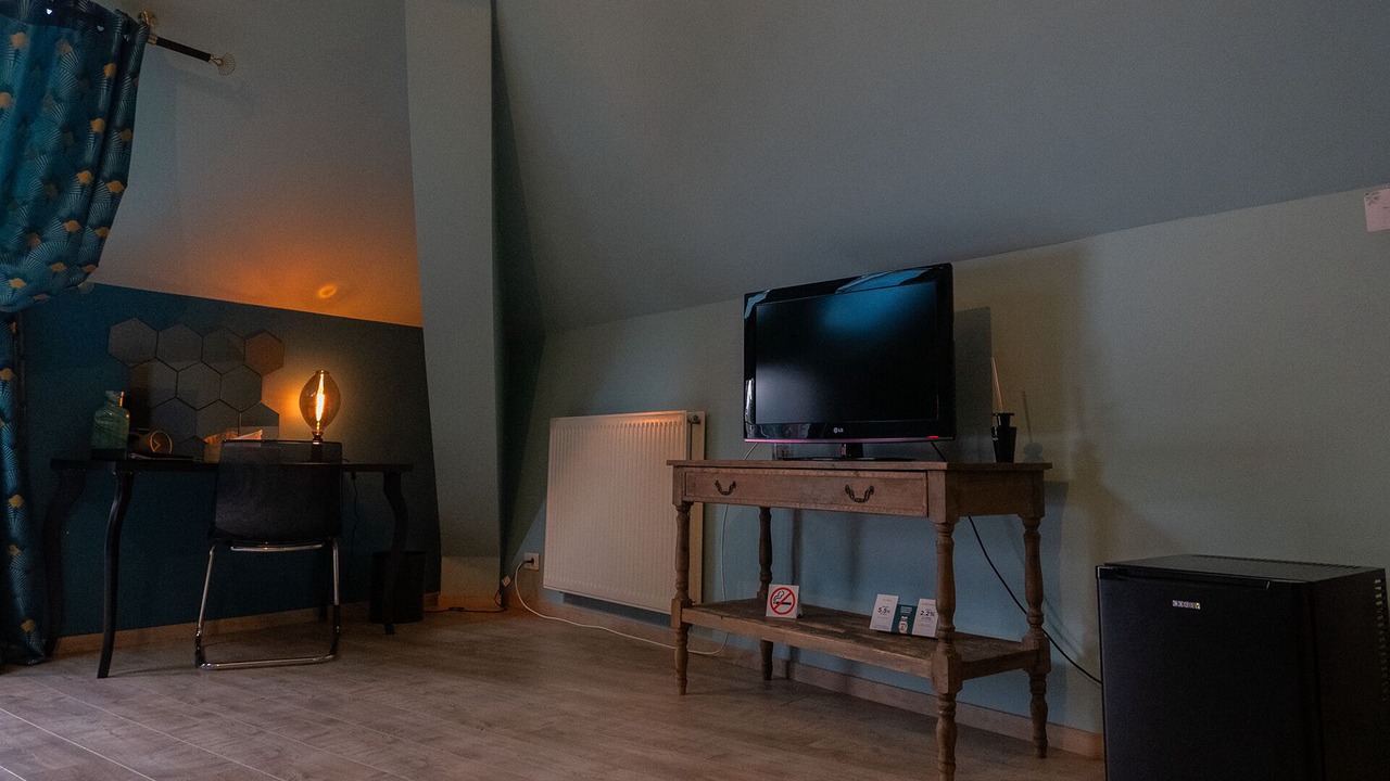 Photo of Others in Artres