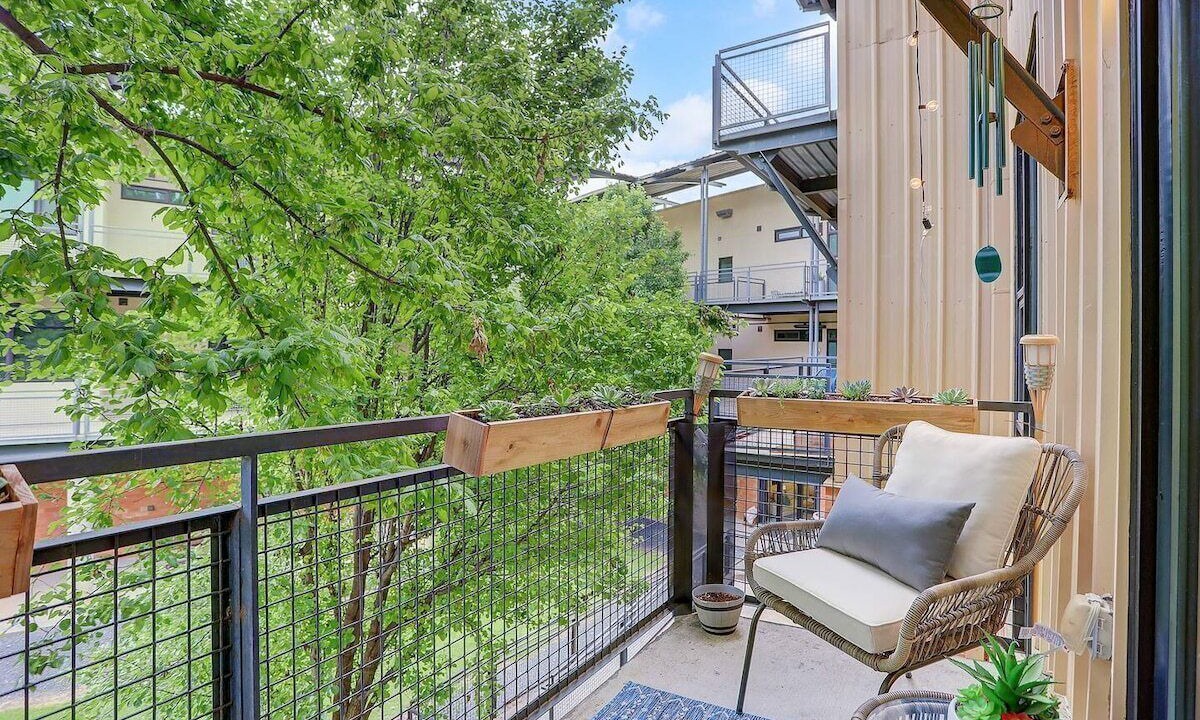 Photo of Outdoor in South Lamar