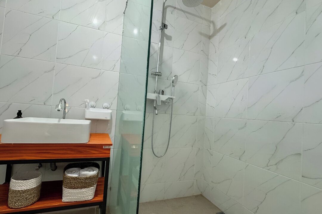 Photo of Bathroom in Sunset Road