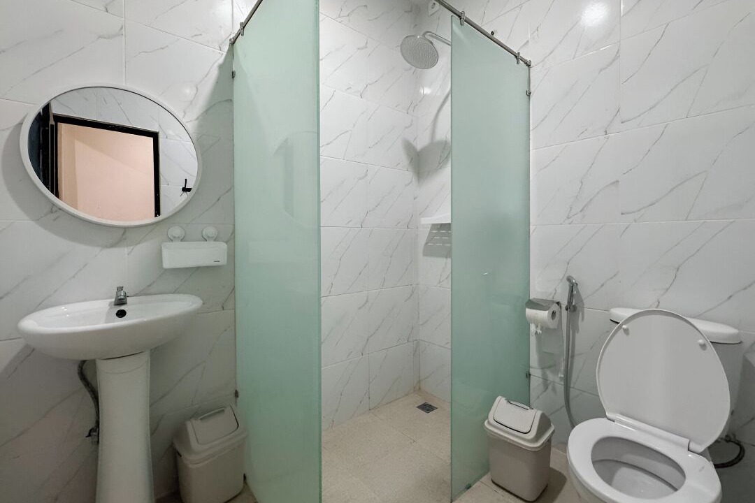 Photo of Bathroom in Sunset Road