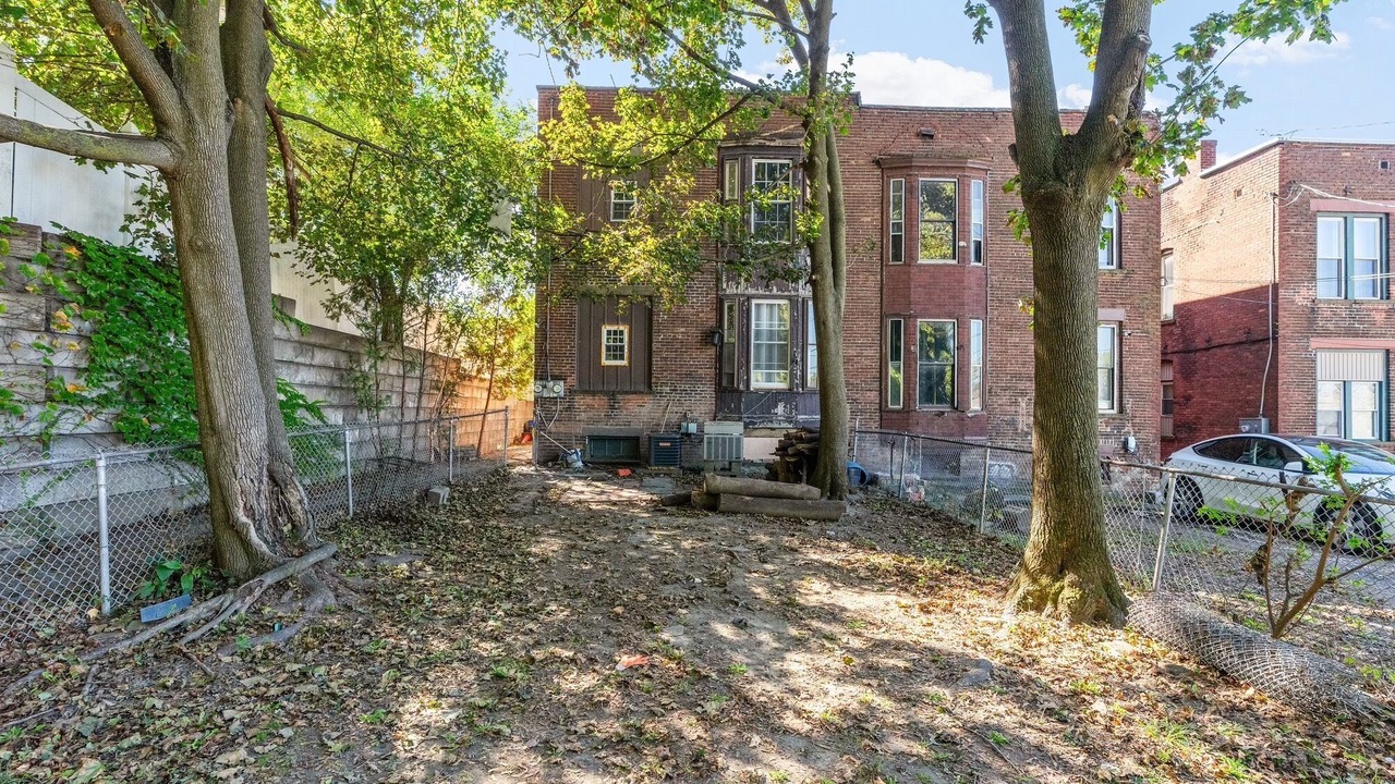 Photo of Outdoor in Troy