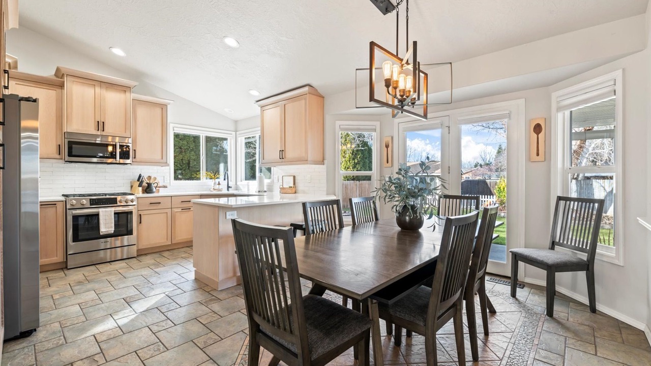 Photo of Others in Meridian