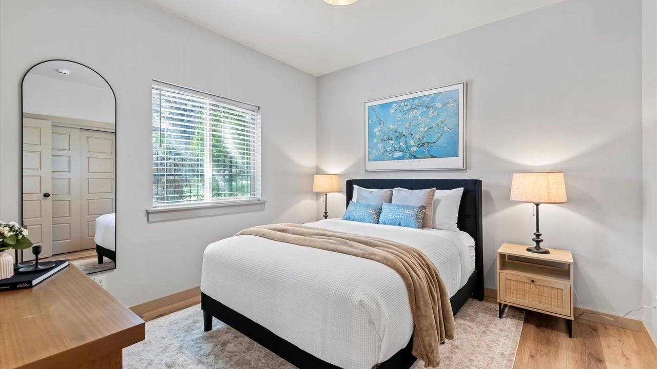 Photo of Others in Meridian