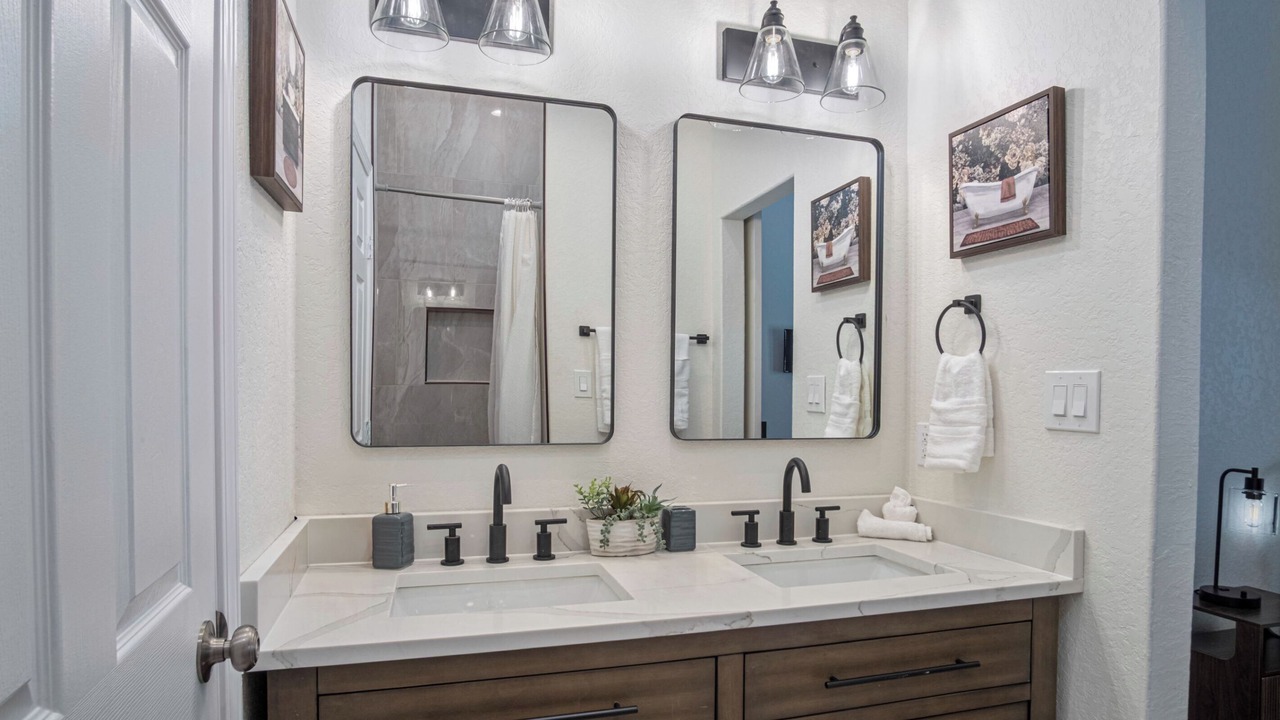 Photo of Bathroom in Denver Heights