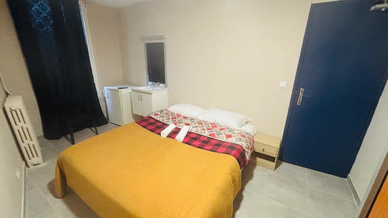 Photo of Bedroom in Chatillon