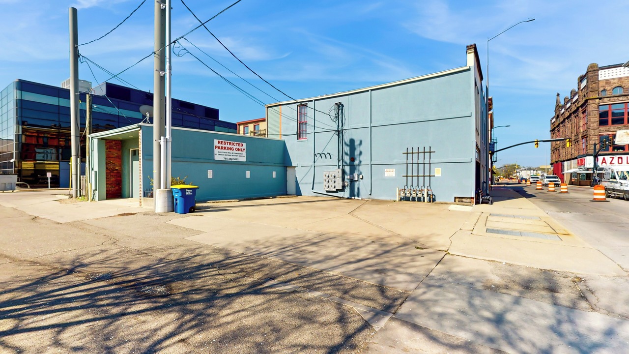 Photo of Others in Muncie