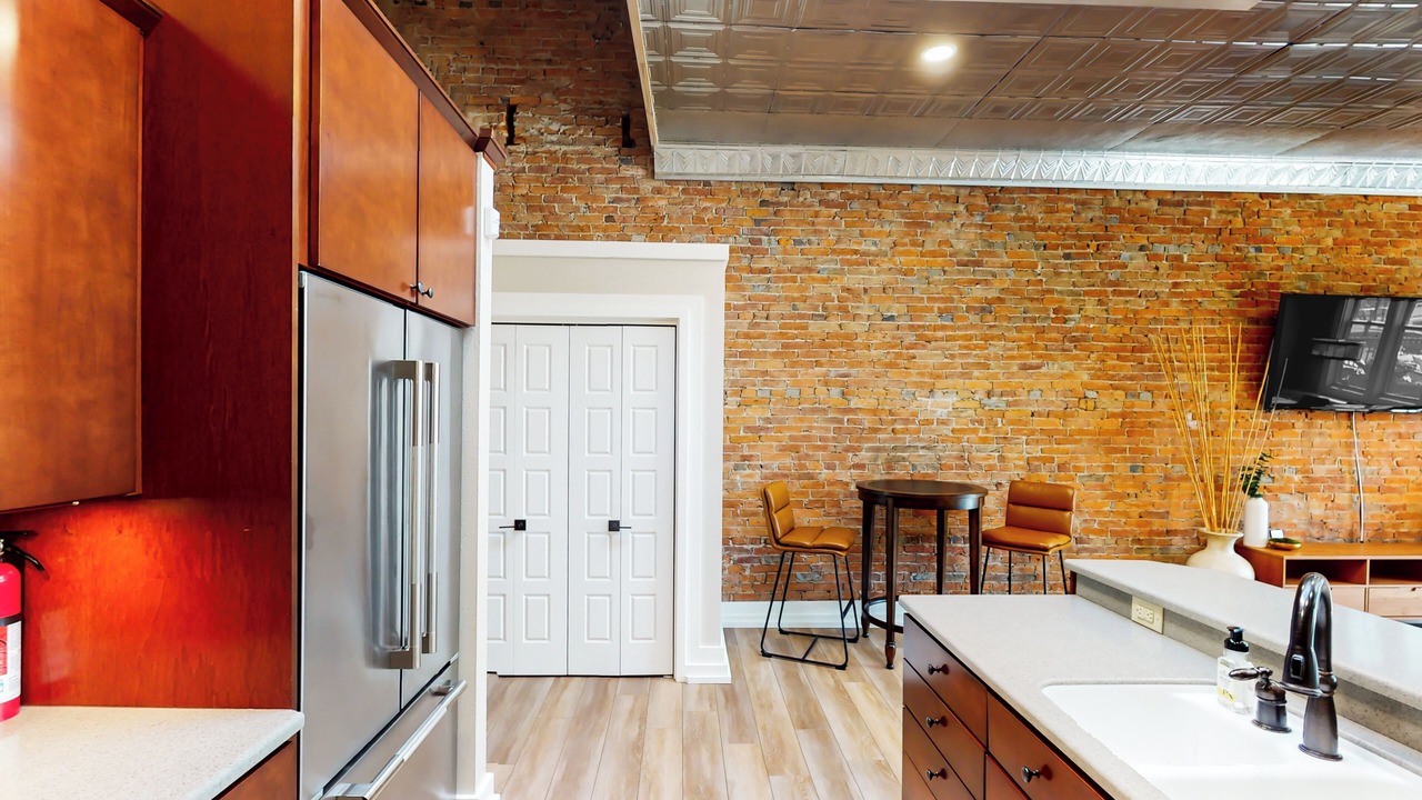 Photo of Others in Muncie