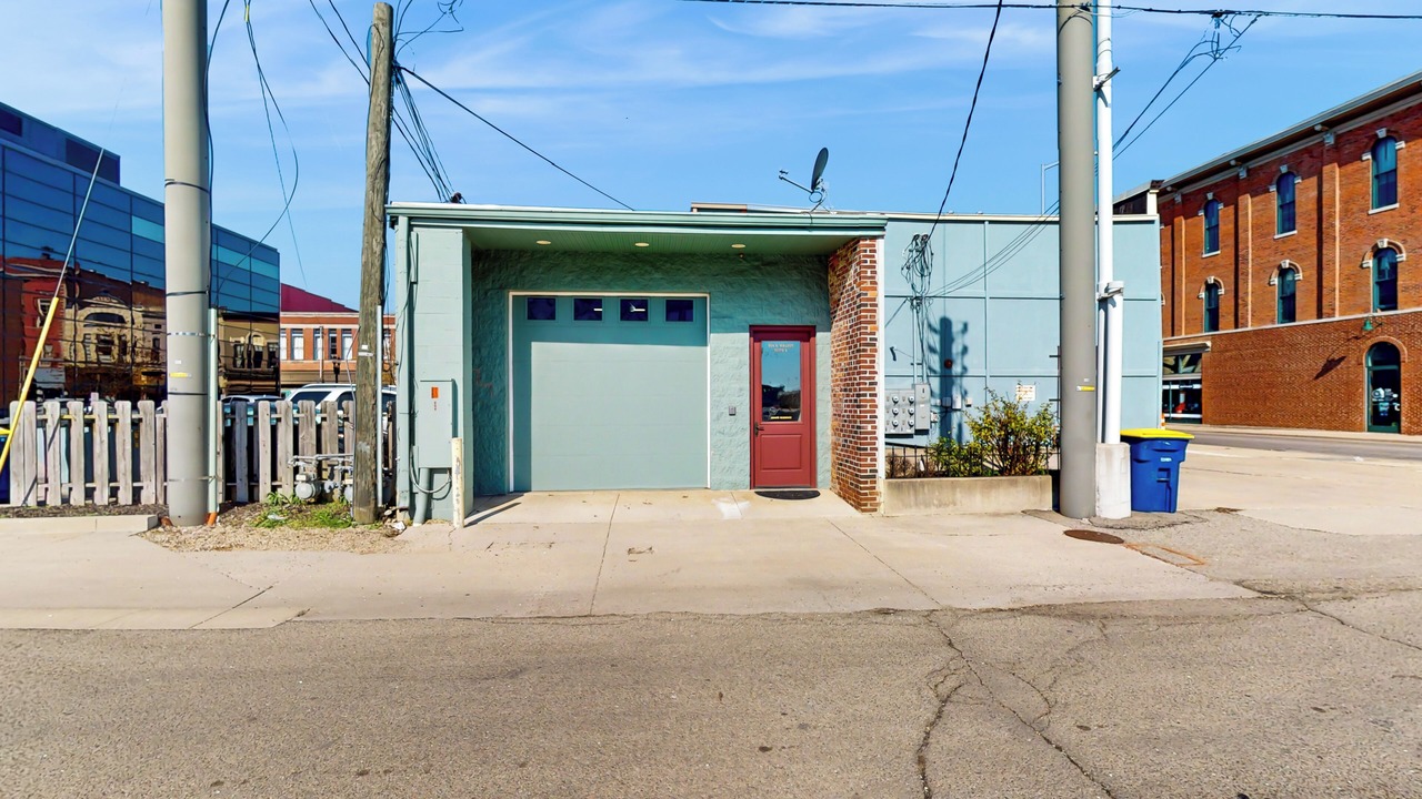 Photo of Others in Muncie