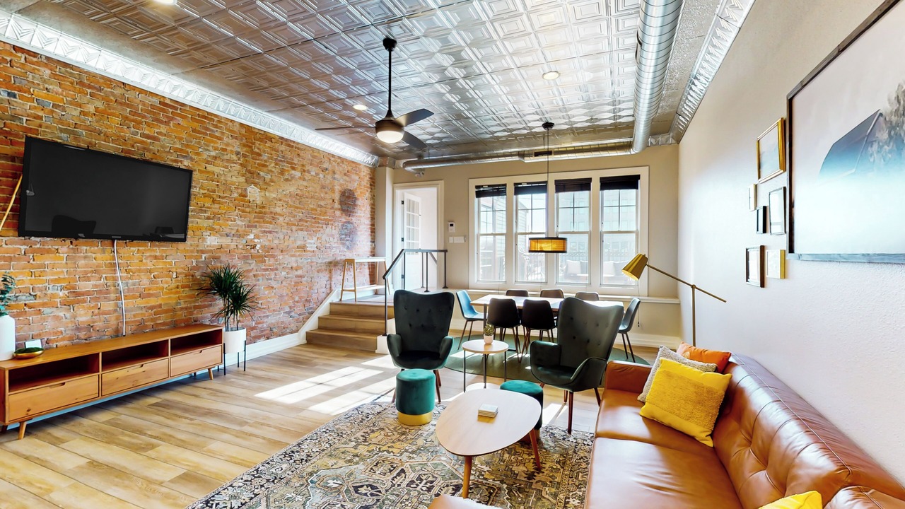 Photo of Others in Muncie