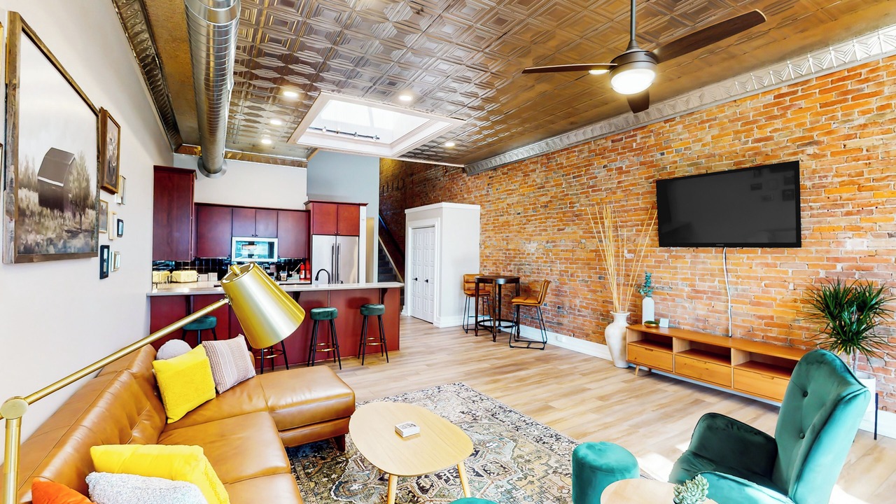 Photo of Others in Muncie