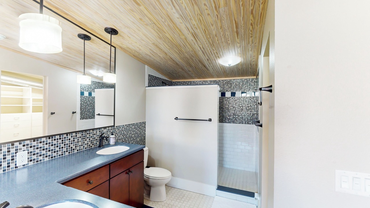 Photo of Others in Muncie