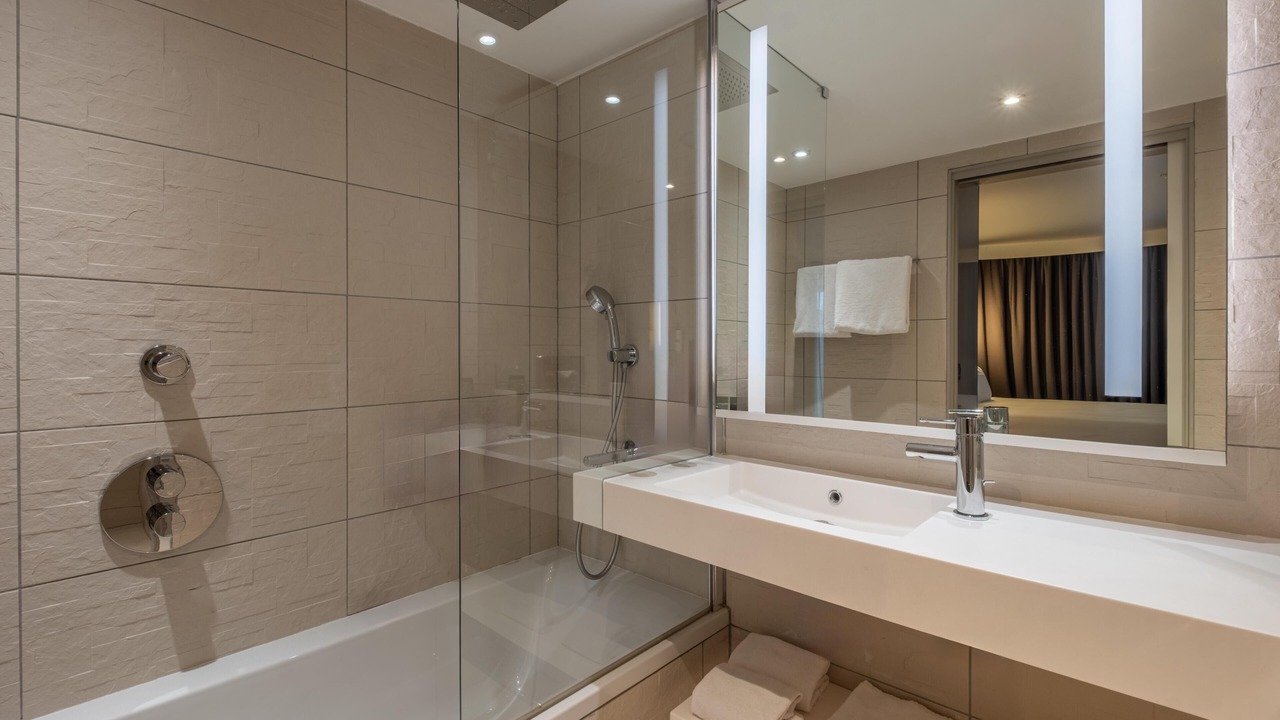 Photo of Bathroom in Tremblay-les-Gonesse