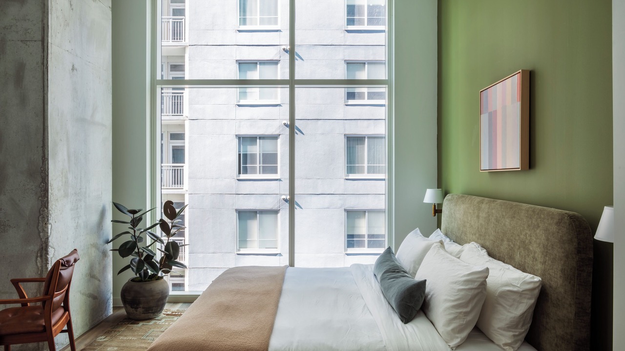 Photo of Bedroom in Rainey Street Historic District