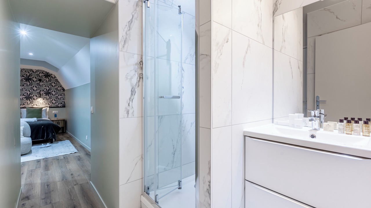 Photo of Bathroom in Vivienne