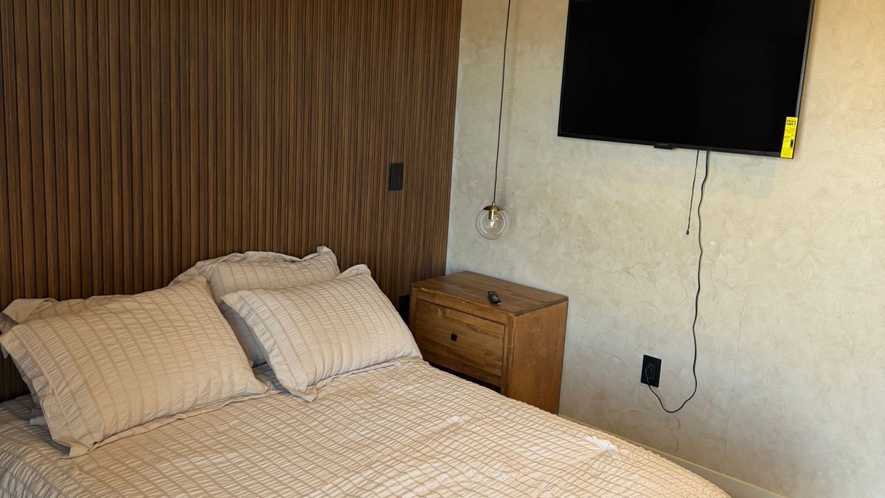 Photo of Bedroom in Shafter