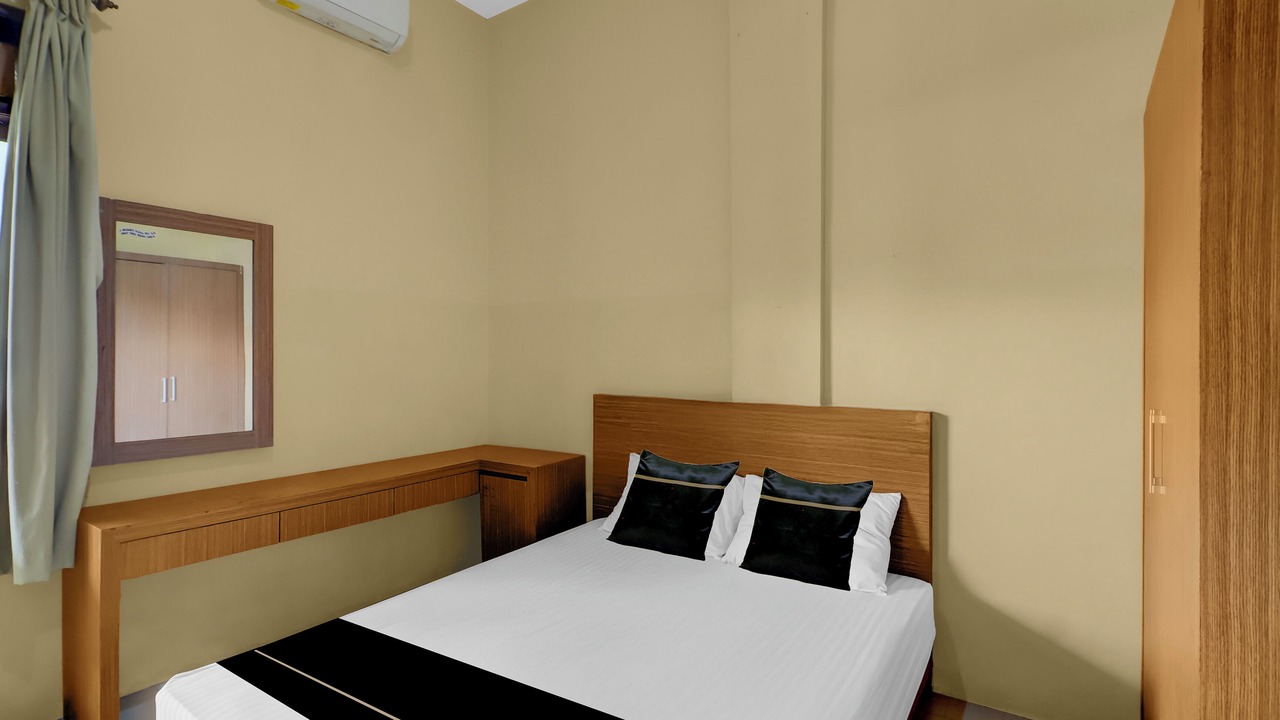 Photo of Bedroom in Sunset Road