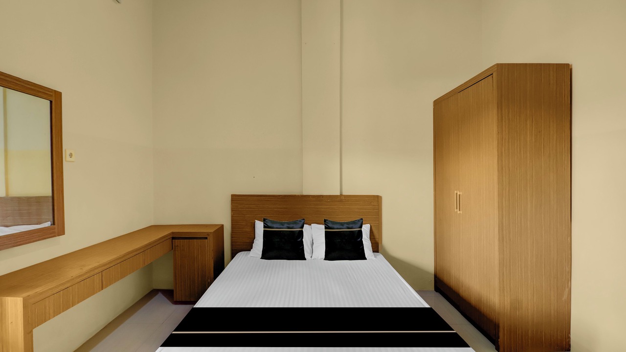 Photo of Bedroom in Sunset Road