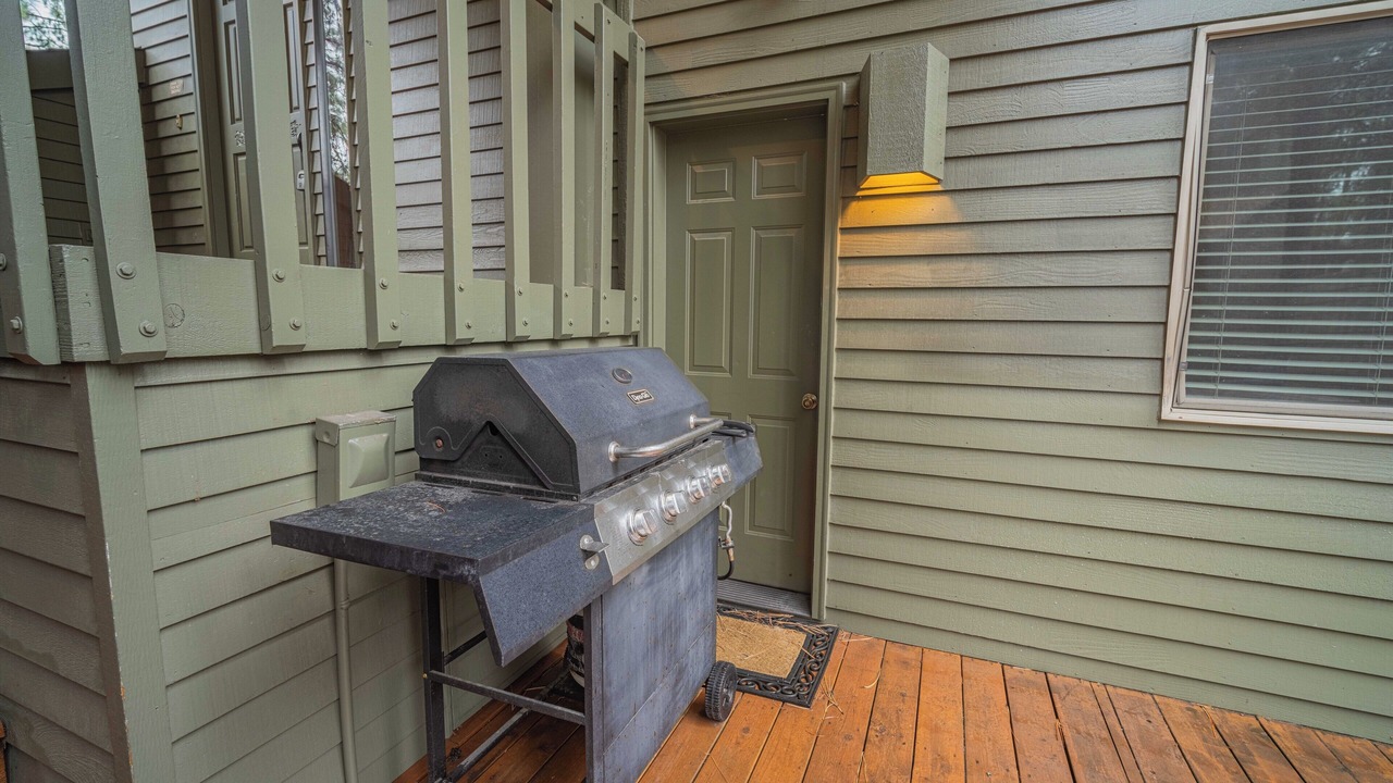Photo of Patio Balcony in Sunriver