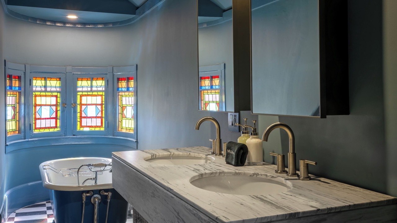Photo of Bathroom in Corey Square