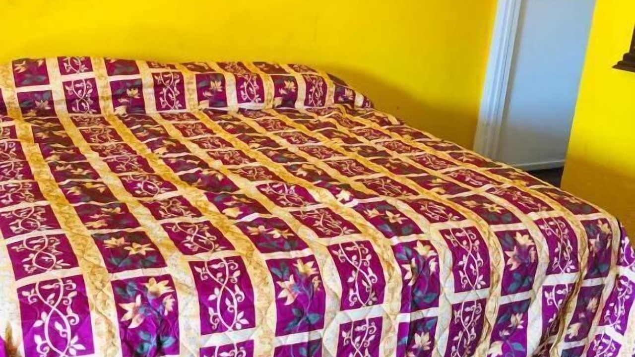 Photo of Bedroom in Oakland