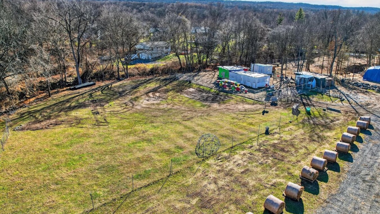 Photo of Others in Monroe