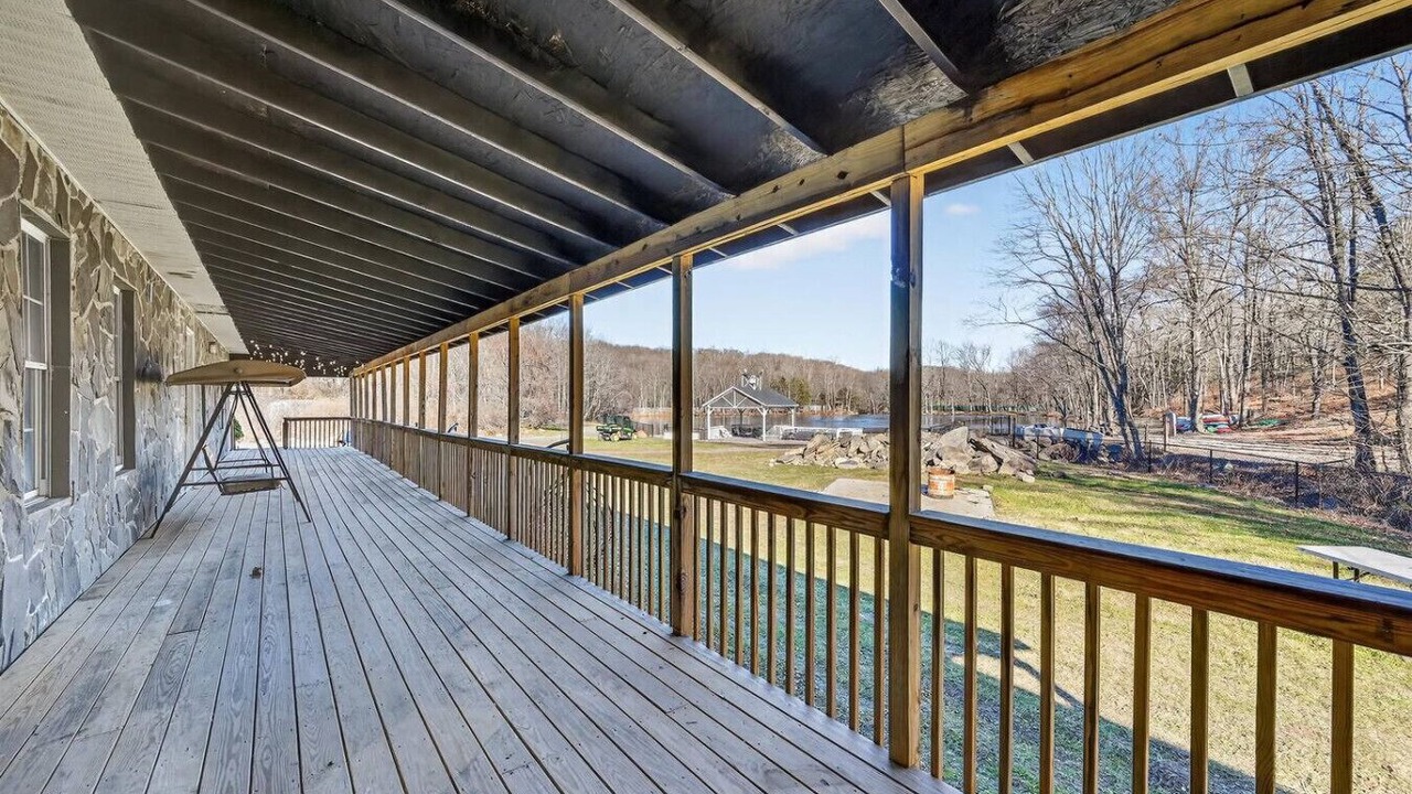 Photo of Others in Monroe