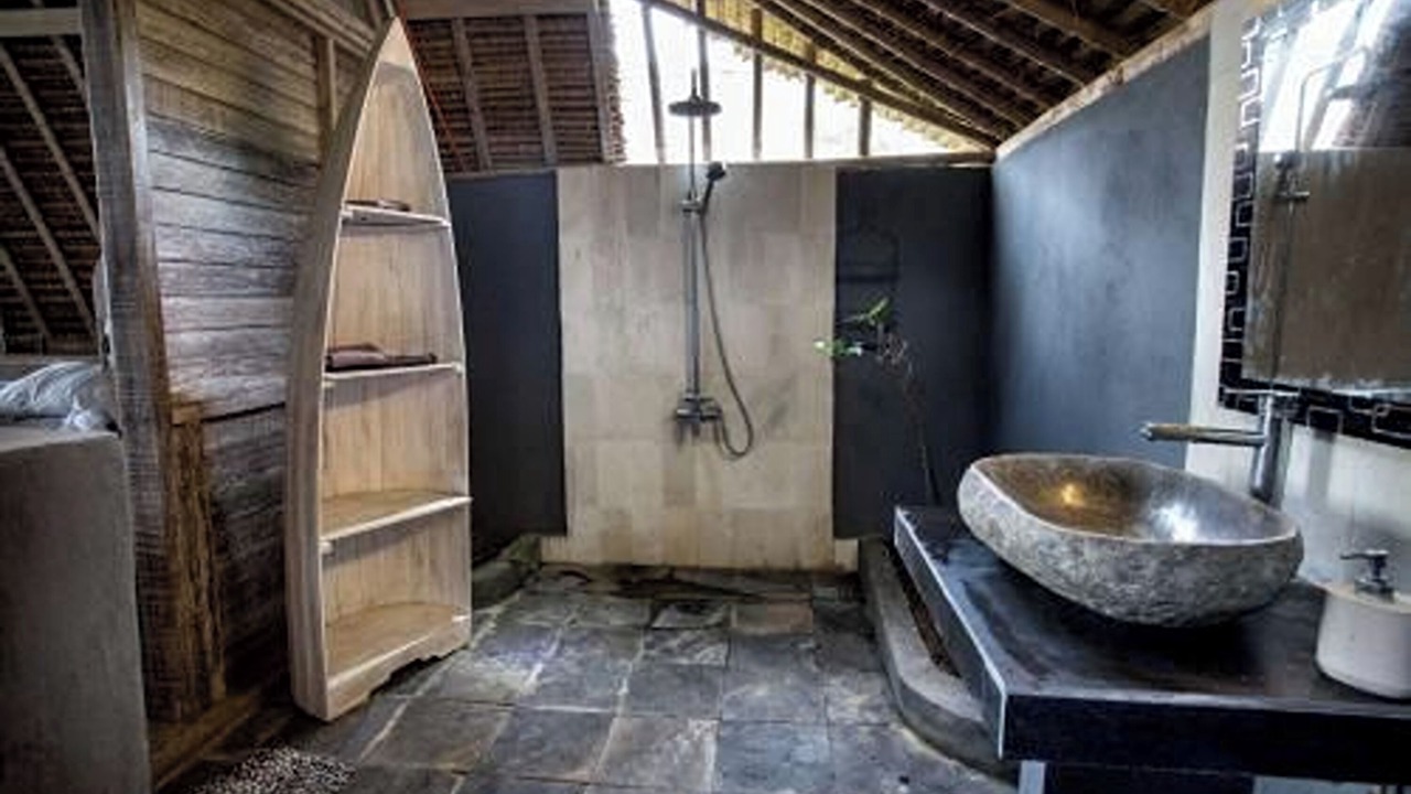 Photo of Bathroom in Pelangan