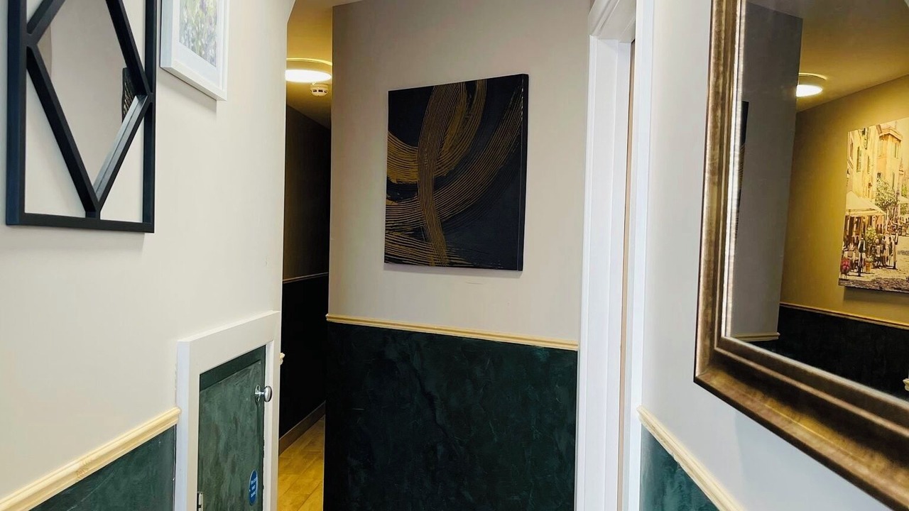 Photo of Others in Palmers Green