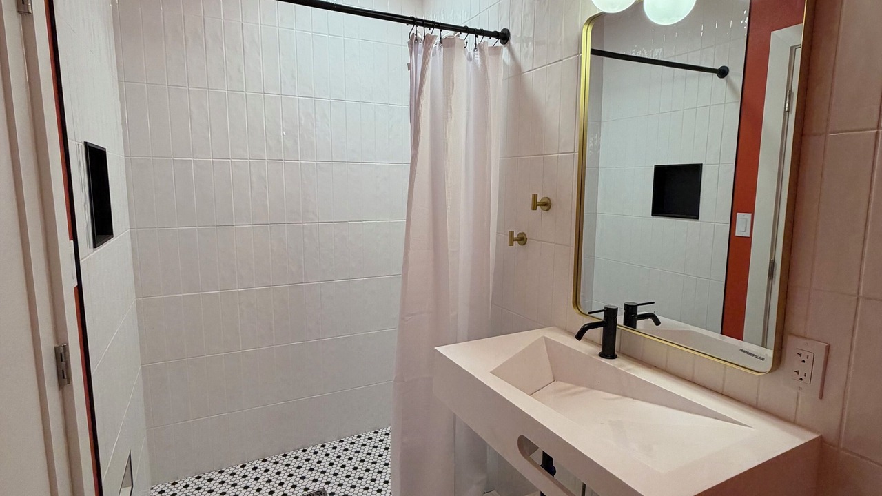 Photo of Others in North End