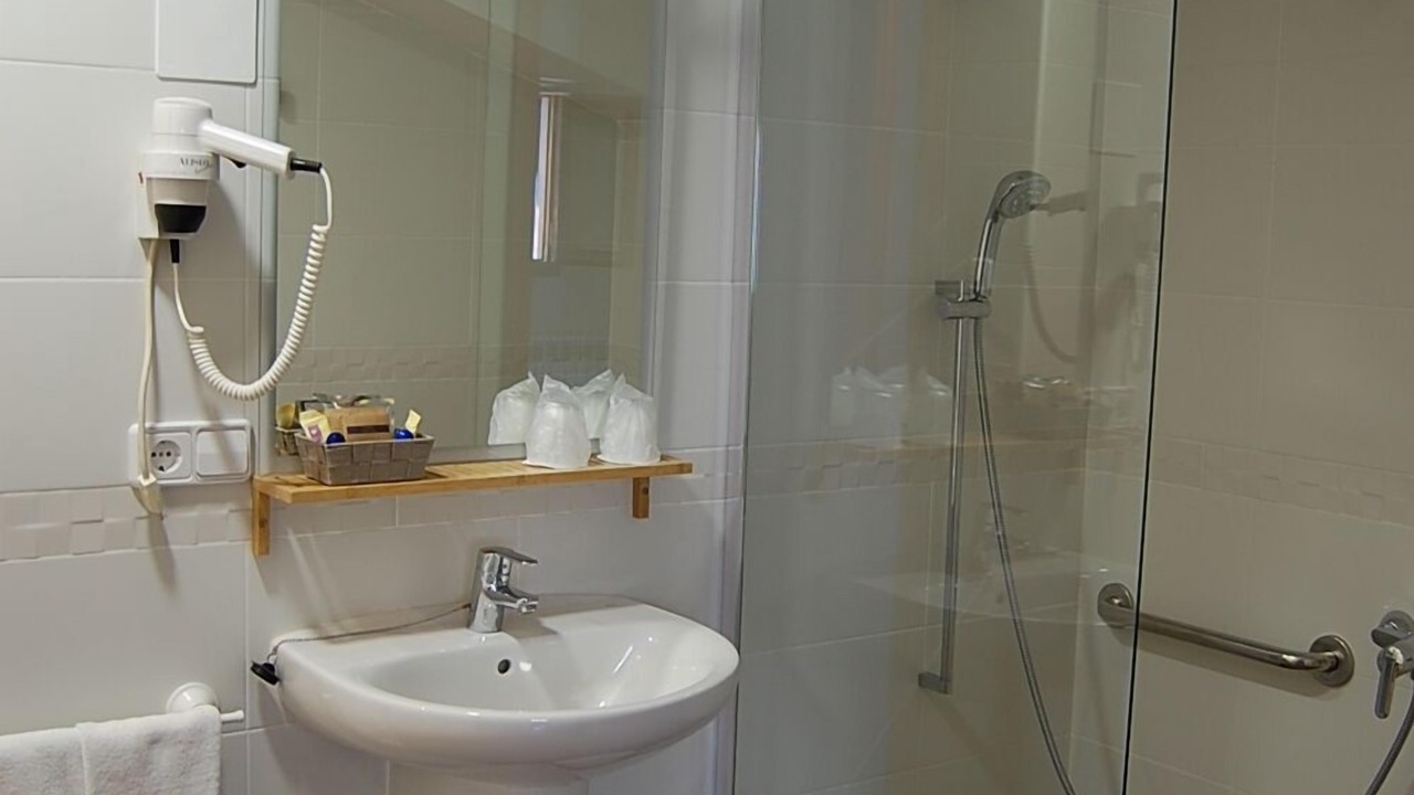 Photo of Bedroom in Rafales