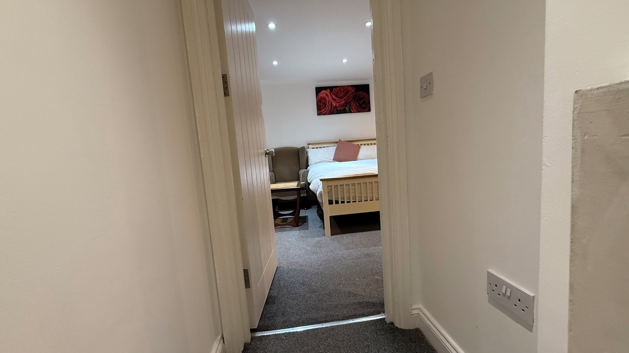 Photo of Bedroom in West Thornton