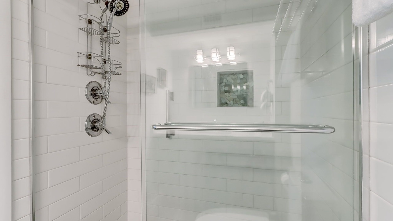 Photo of Bathroom in Fernandina Beach