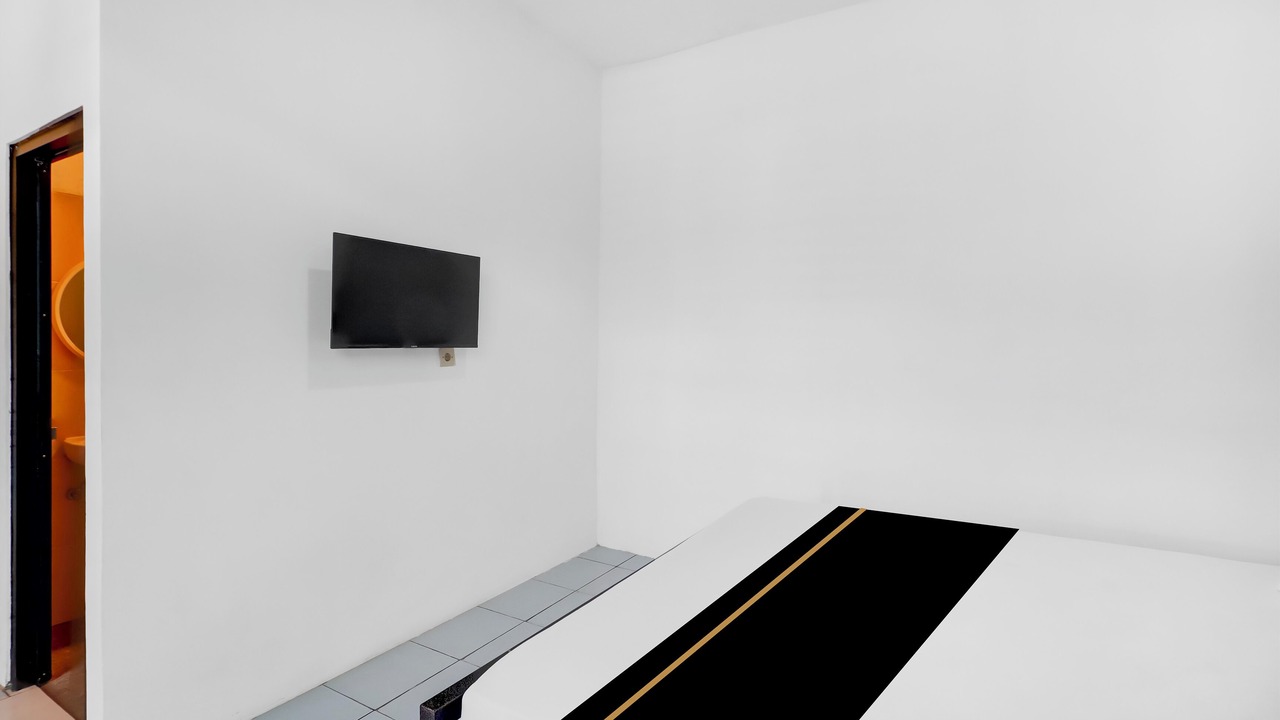 Photo of Bedroom in Sunset Road