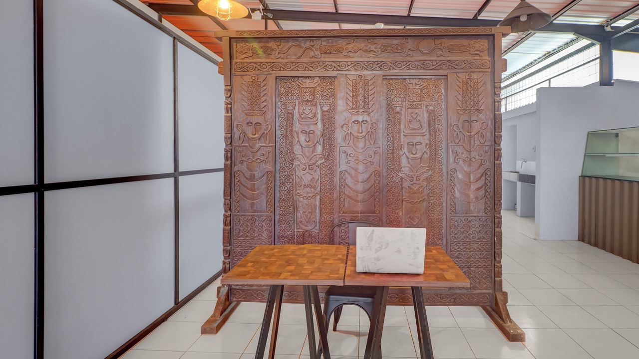 Photo of Others in Sunset Road