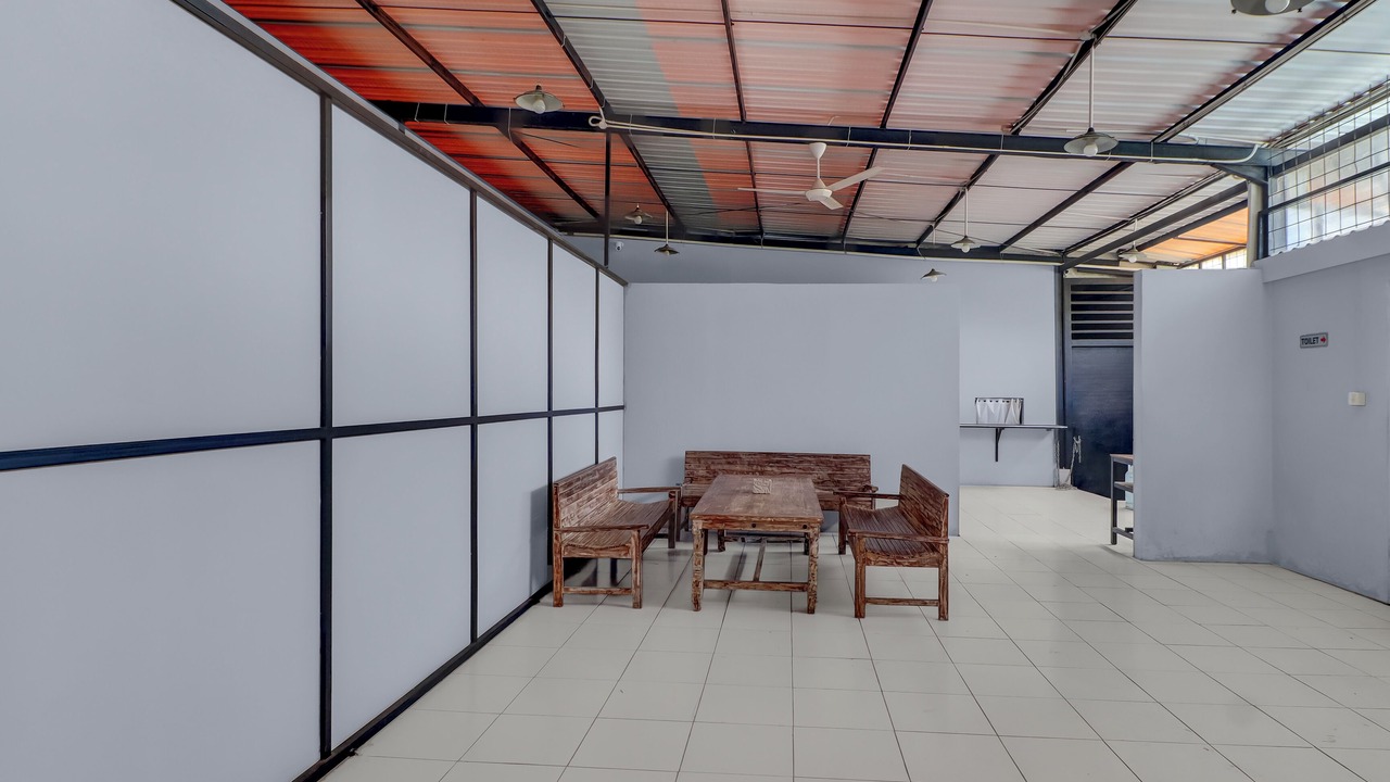 Photo of Others in Sunset Road