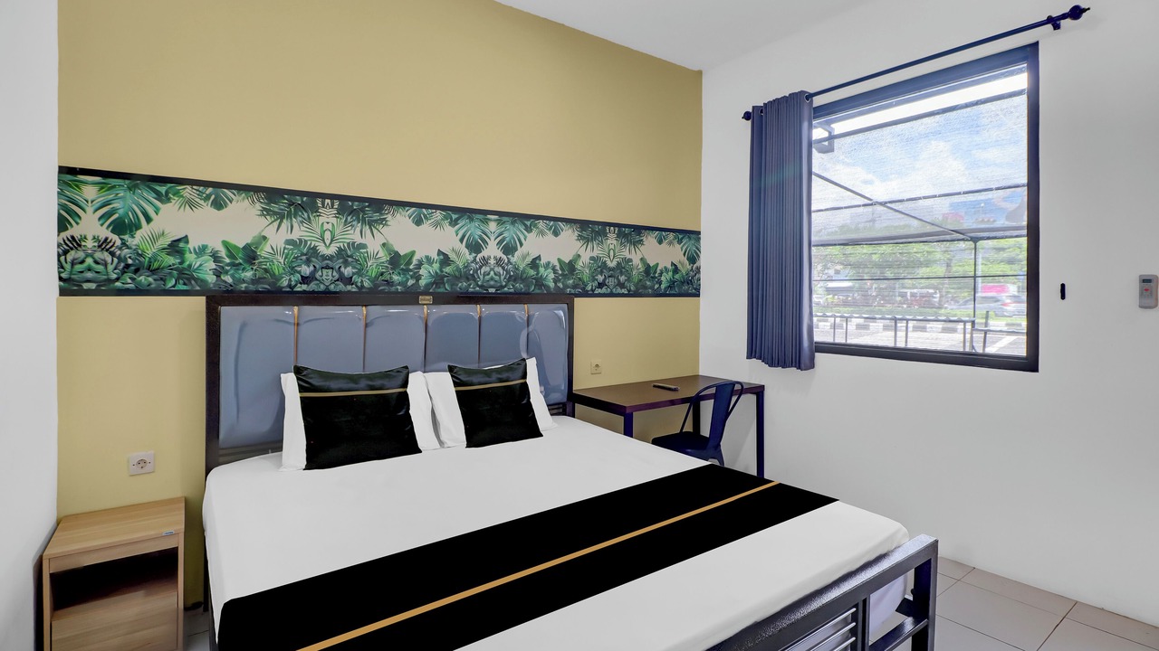 Photo of Bedroom in Sunset Road